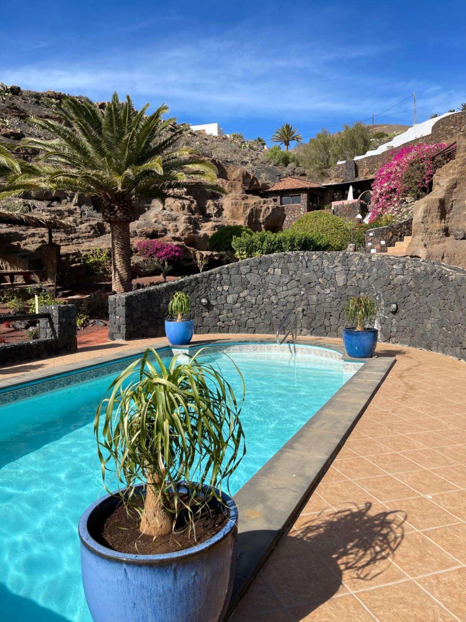 Castillo Lanzarote Villa Winni - Luxury Villa - Pet Friendly With Heated Pool Ла-Асомада Экстерьер фото