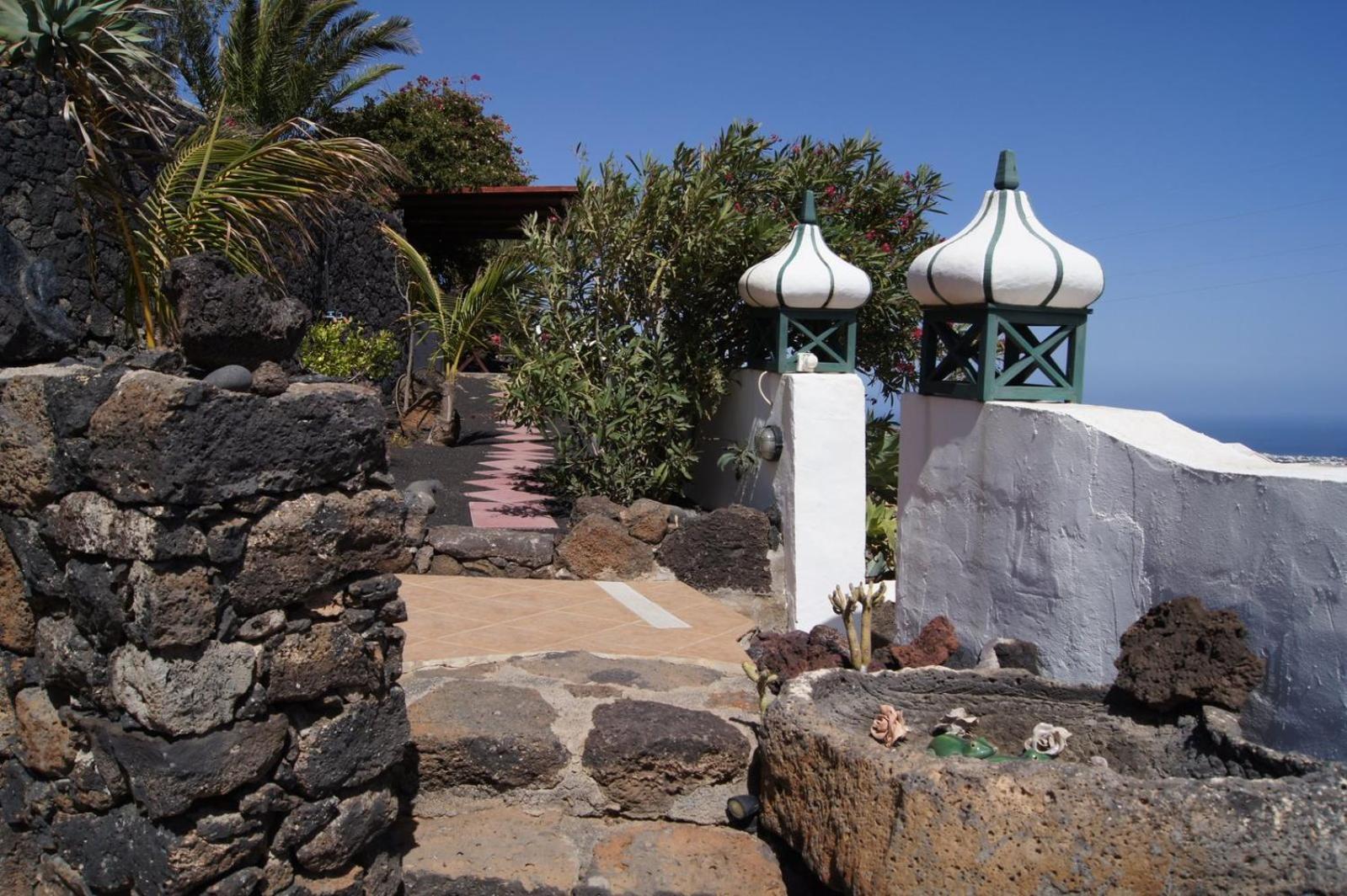 Castillo Lanzarote Villa Winni - Luxury Villa - Pet Friendly With Heated Pool Ла-Асомада Экстерьер фото