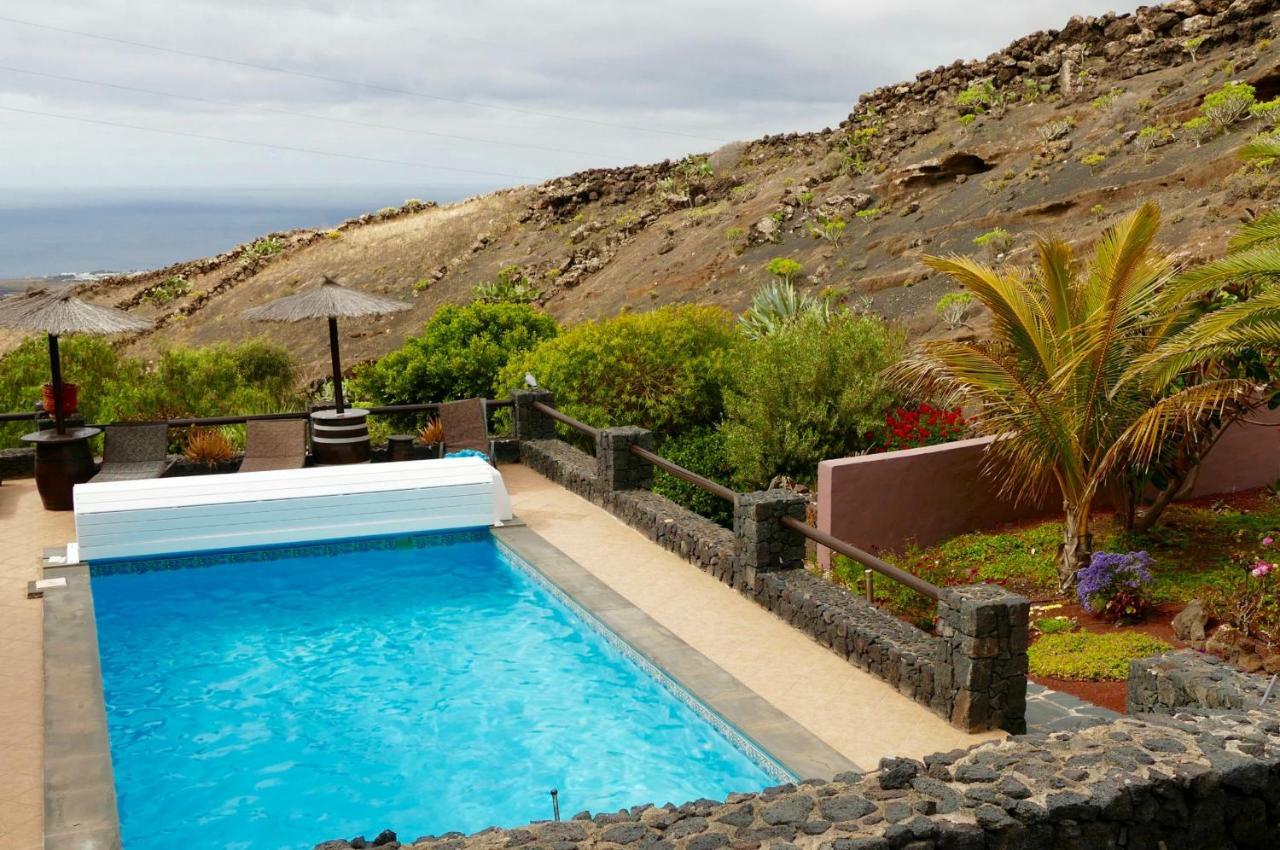 Castillo Lanzarote Villa Winni - Luxury Villa - Pet Friendly With Heated Pool Ла-Асомада Экстерьер фото