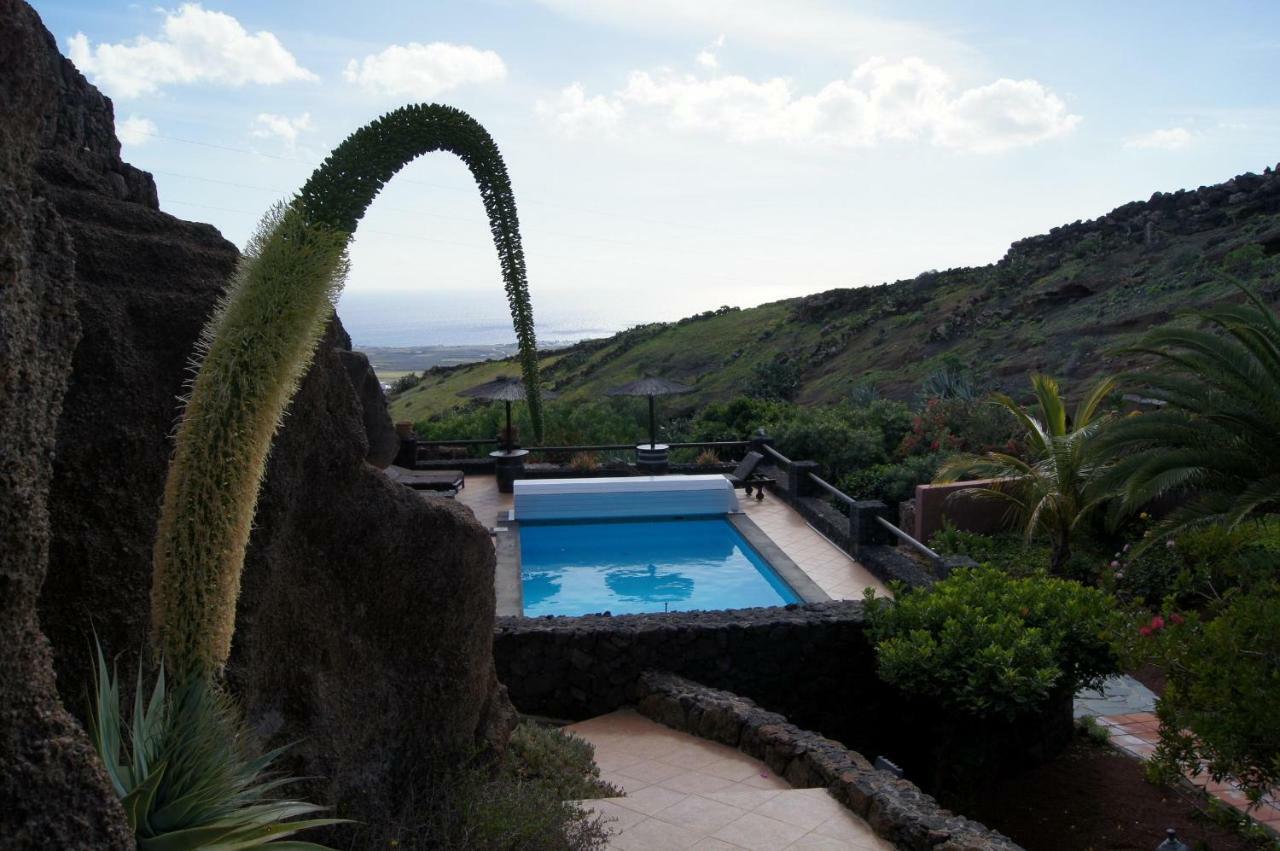 Castillo Lanzarote Villa Winni - Luxury Villa - Pet Friendly With Heated Pool Ла-Асомада Экстерьер фото