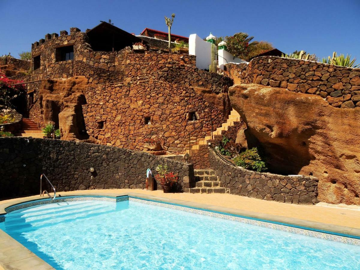 Castillo Lanzarote Villa Winni - Luxury Villa - Pet Friendly With Heated Pool Ла-Асомада Экстерьер фото